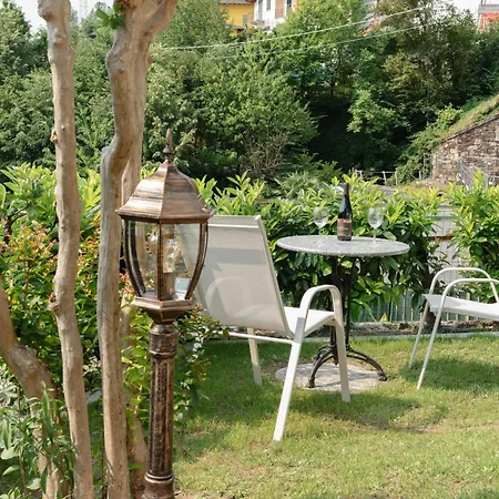 180 View Private Garden And Parking Ferienhaus *